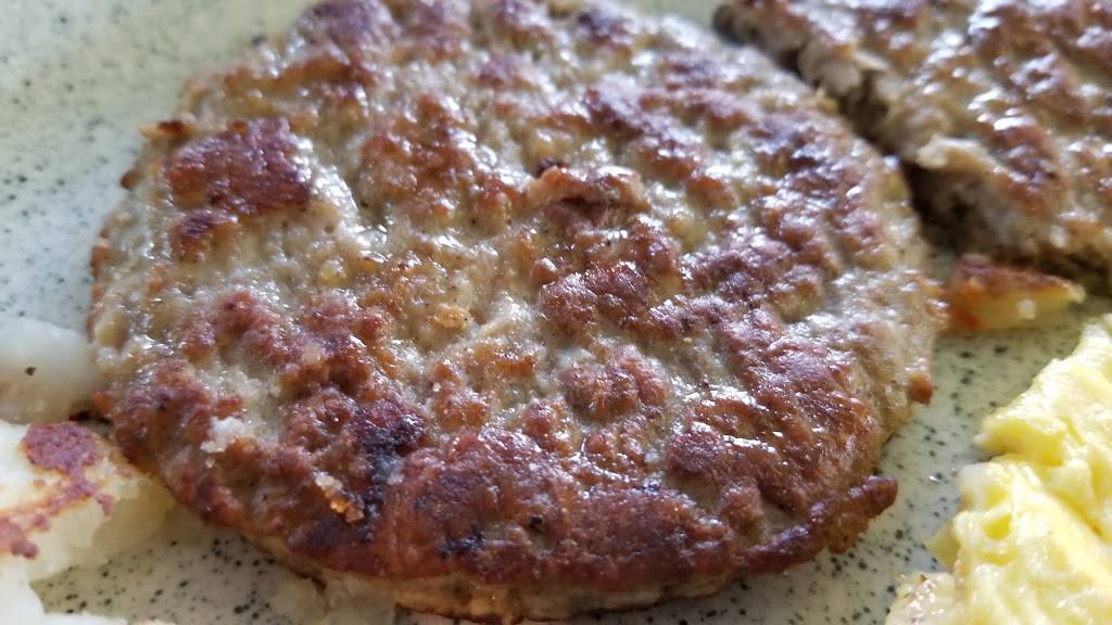 DK Diner | restaurant | 609 E Gay St, West Chester, PA 19380, USA | 6106922946 OR +1 610-692-2946