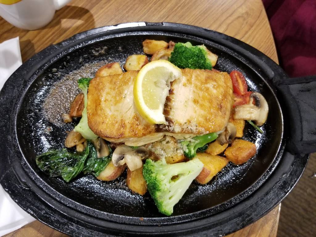 Dennys | restaurant | 890 Milwaukee Ave, Vernon Hills, IL 60061, USA | 8473623590 OR +1 847-362-3590