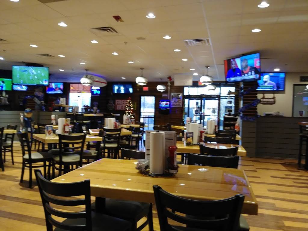 Hooters of Somerset | night club | 60 Cottontail Ln, Somerset, NJ 08873, USA | 7325609823 OR +1 732-560-9823