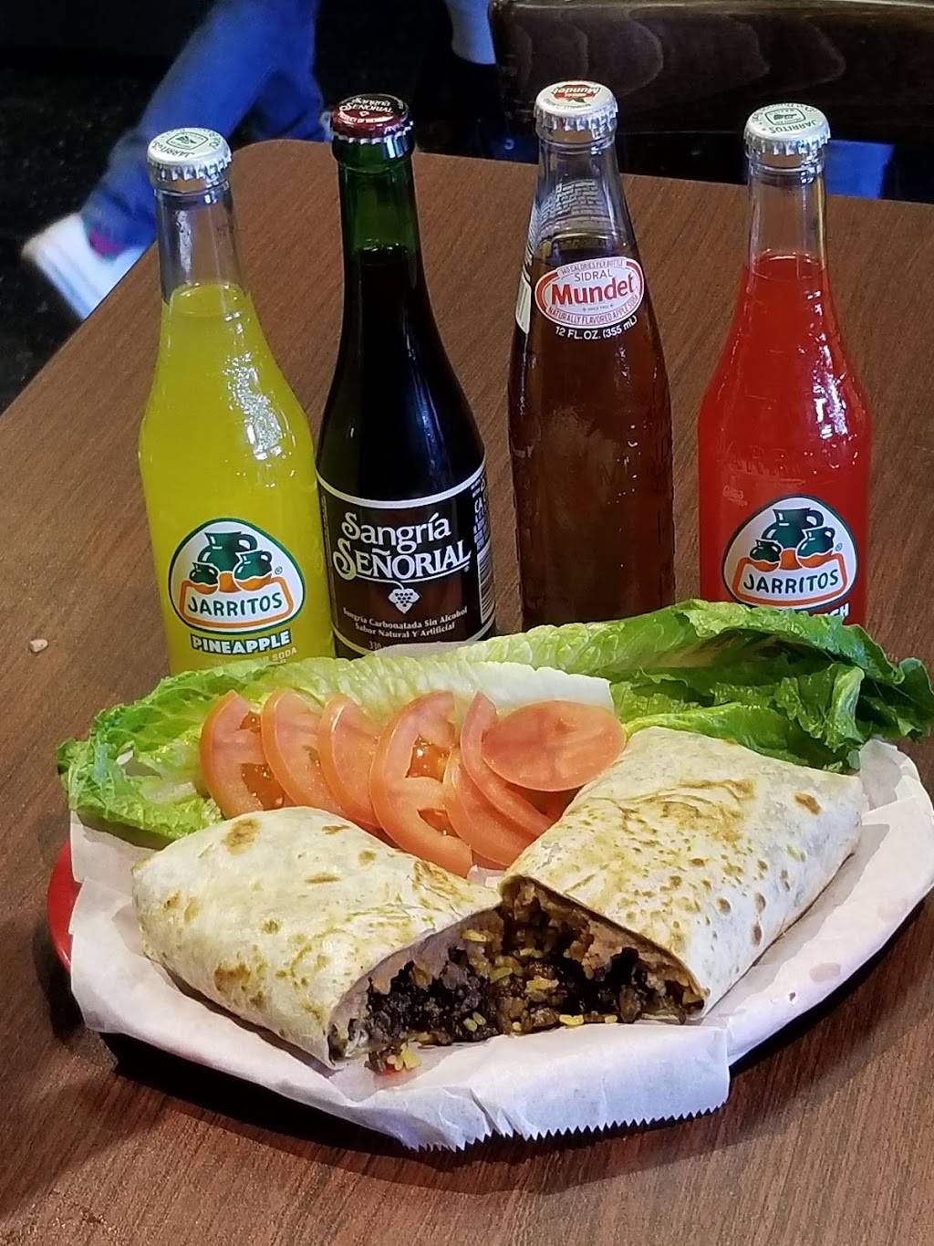 Tamales Y Mas Tamales | restaurant | 5836 W Cermak Rd, Cicero, IL 60804, USA | 7086836595 OR +1 708-683-6595