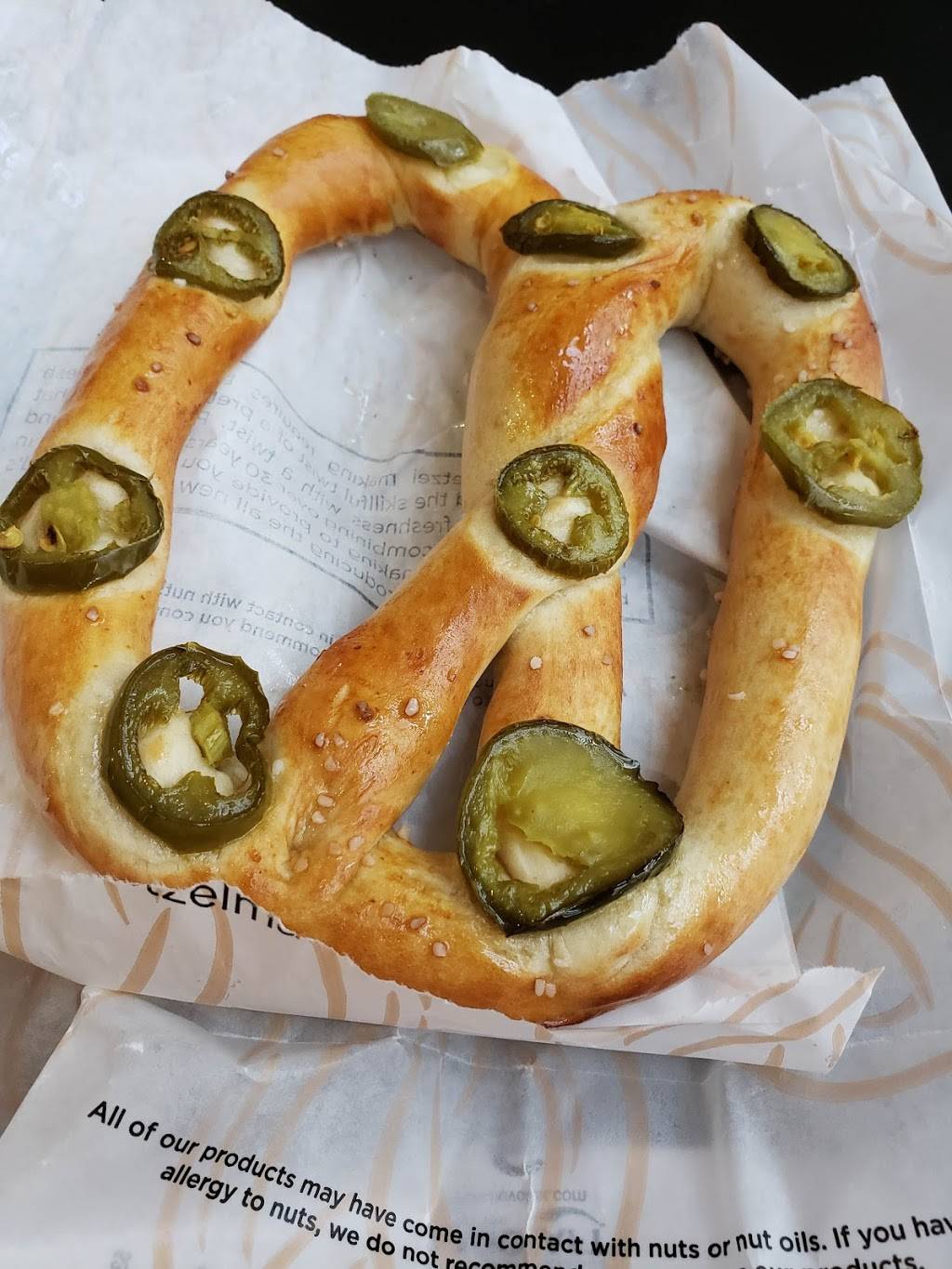 Pretzelmaker | restaurant | 463 Brandon Town Center Dr, Brandon, FL 33511, USA | 8136542724 OR +1 813-654-2724