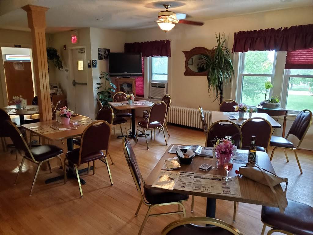 Northwestern Steakhouse | restaurant | 304 16th St NW, Mason City, IA 50401, USA | 6414235075 OR +1 641-423-5075