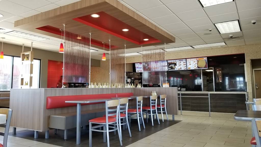 Burger King | restaurant | 10210 S Clare Ave, Clare, MI 48617, USA | 9892668229 OR +1 989-266-8229