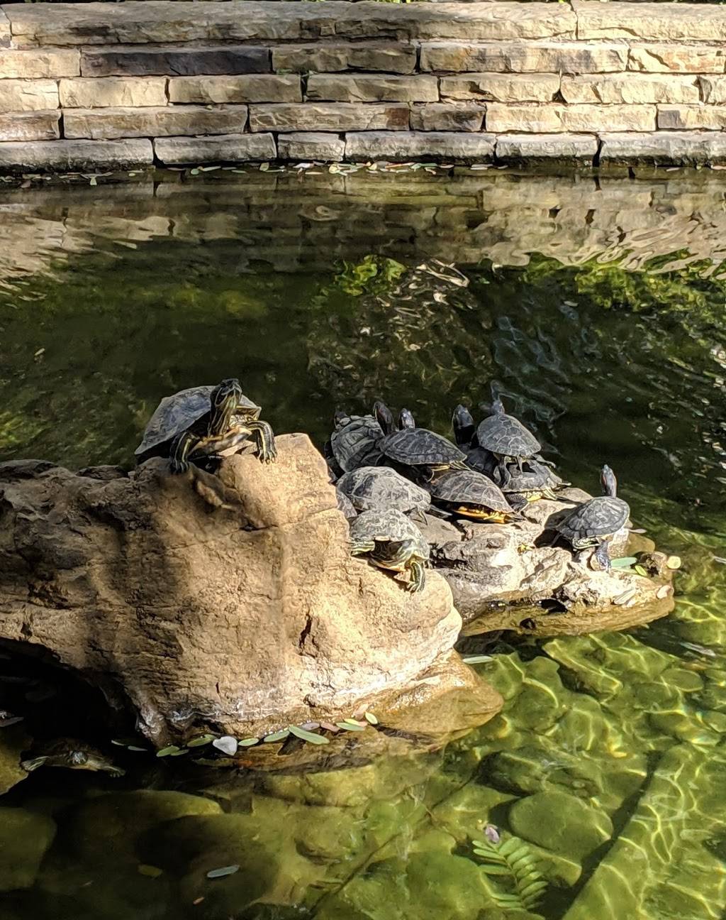 Valencia Crossroads | shopping mall | 24120, 24290 Valencia Blvd, Valencia, CA 91355, USA | 2135532200 OR +1 213-553-2200