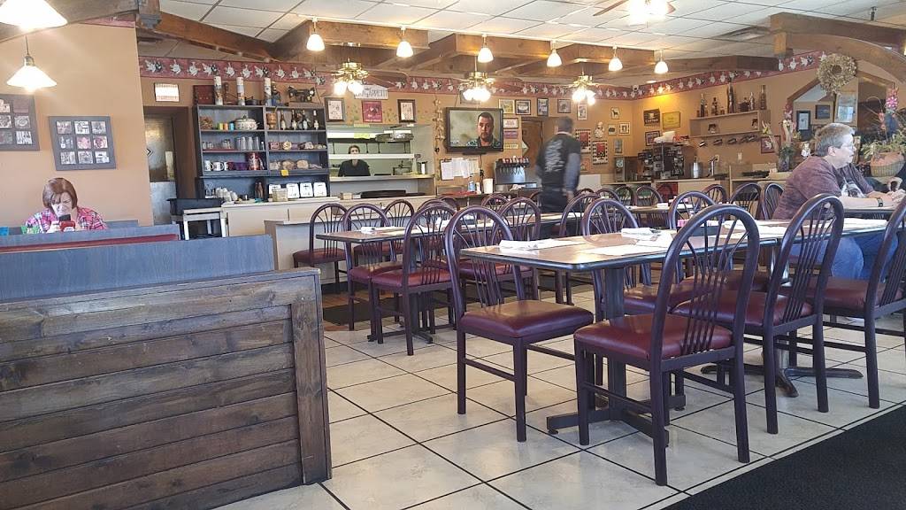 Four Star Diner | restaurant | 168 N Mecca St, Cortland, OH 44410, USA | 2342444560 OR +1 234-244-4560