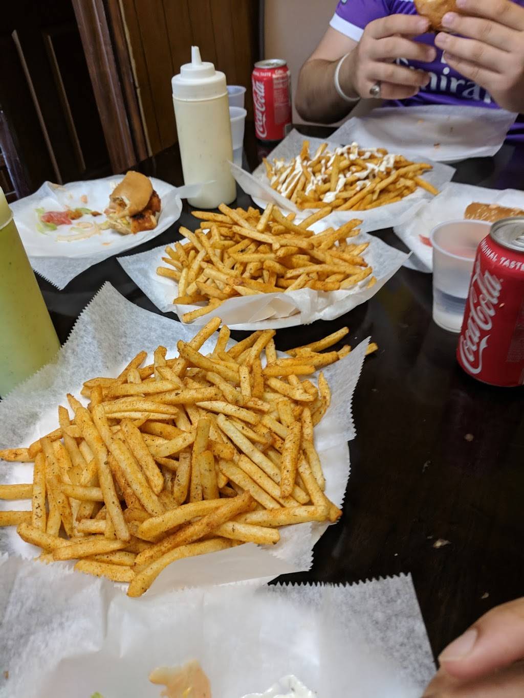 BBQ Nite | restaurant | 470 S Broadway, Hicksville, NY 11801, USA | 5169351599 OR +1 516-935-1599