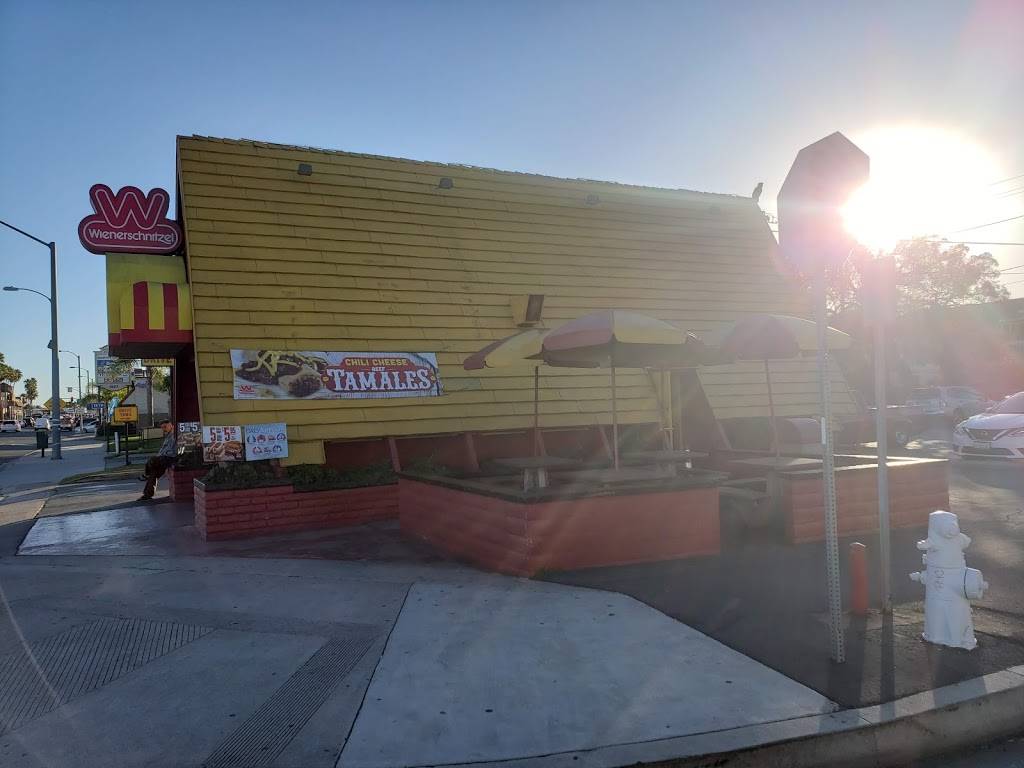 Wienerschnitzel | restaurant | 1951 Harbor Blvd, Costa Mesa, CA 92626, USA | 9496315181 OR +1 949-631-5181