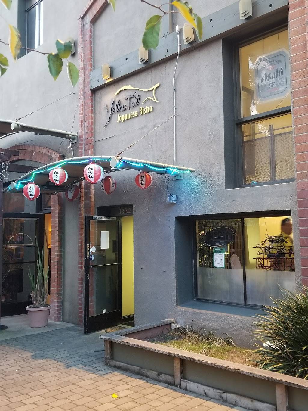 Yellowtail | restaurant | 1332 Park St, Alameda, CA 94501, USA | 5105213298 OR +1 510-521-3298