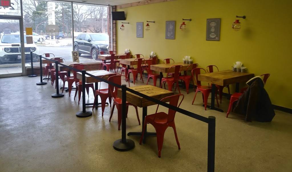 Twizted Burger Company | restaurant | 249 W Dundee Rd, Buffalo Grove, IL 60089, USA | 8476686316 OR +1 847-668-6316