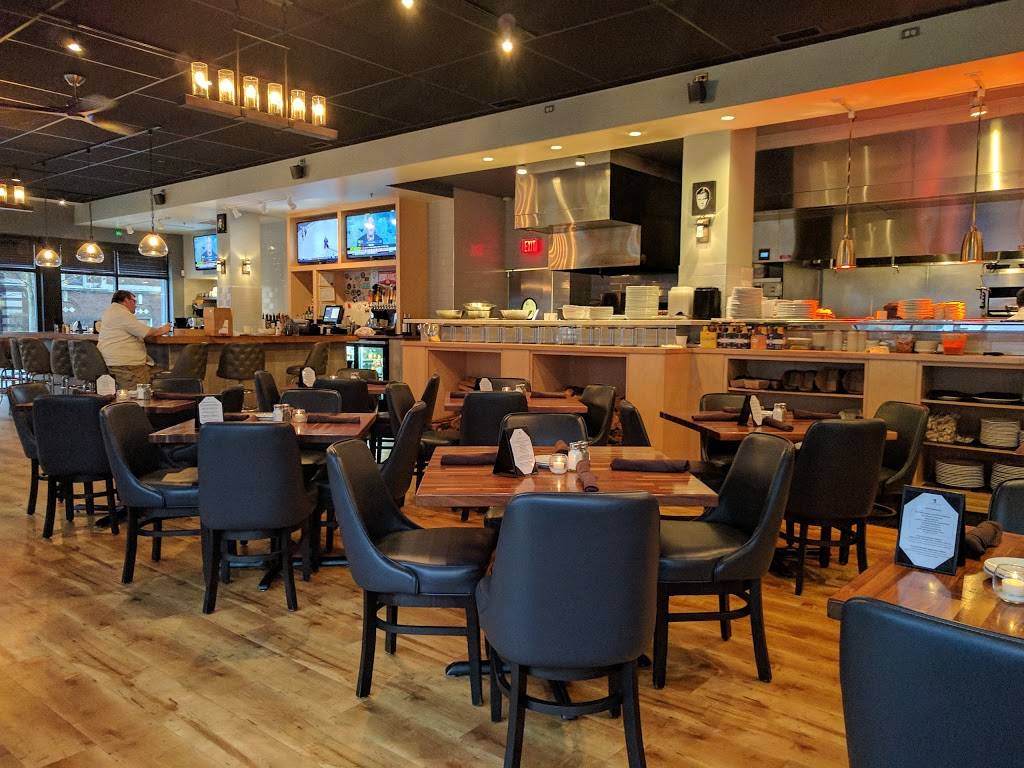 Ten Mile House | restaurant | 1700 Central St, Evanston, IL 60201, USA | 8479050669 OR +1 847-905-0669