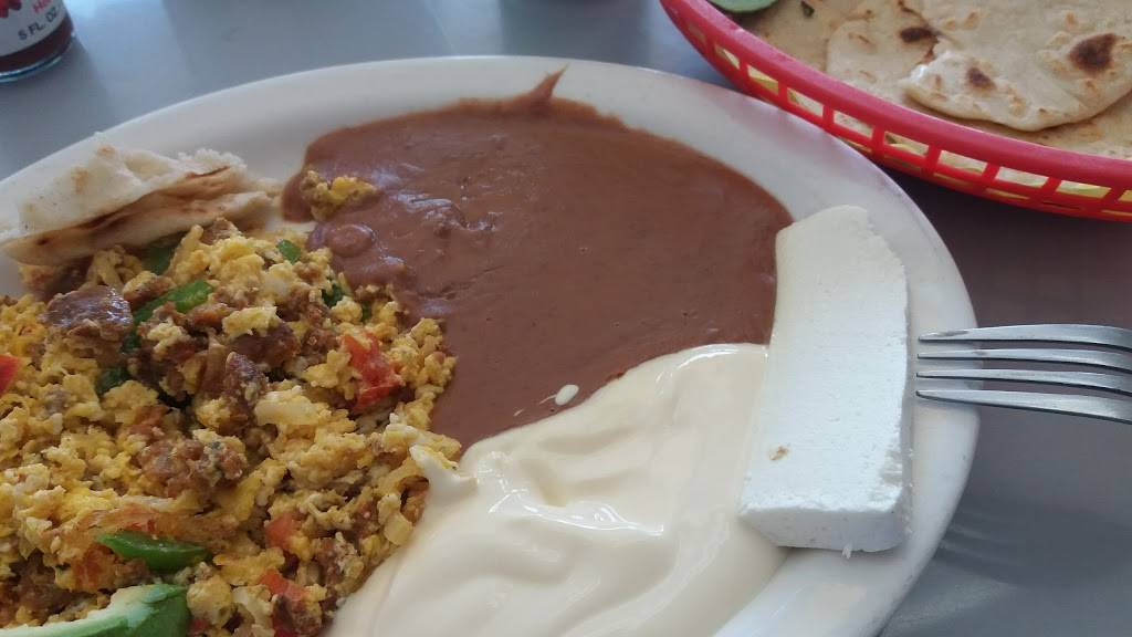 Las Champas | restaurant | 11851 Paramount Blvd, Downey, CA 90241, USA | 5628694610 OR +1 562-869-4610