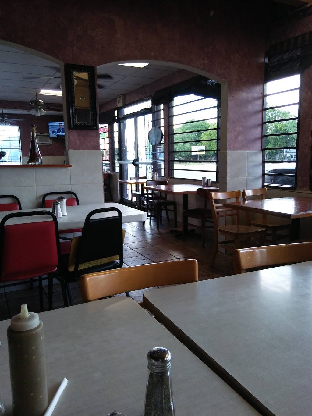 Mexico Taco Mexican Restaurant | restaurant | 203 S General McMullen Dr, San Antonio, TX 78237, USA | 2104325594 OR +1 210-432-5594