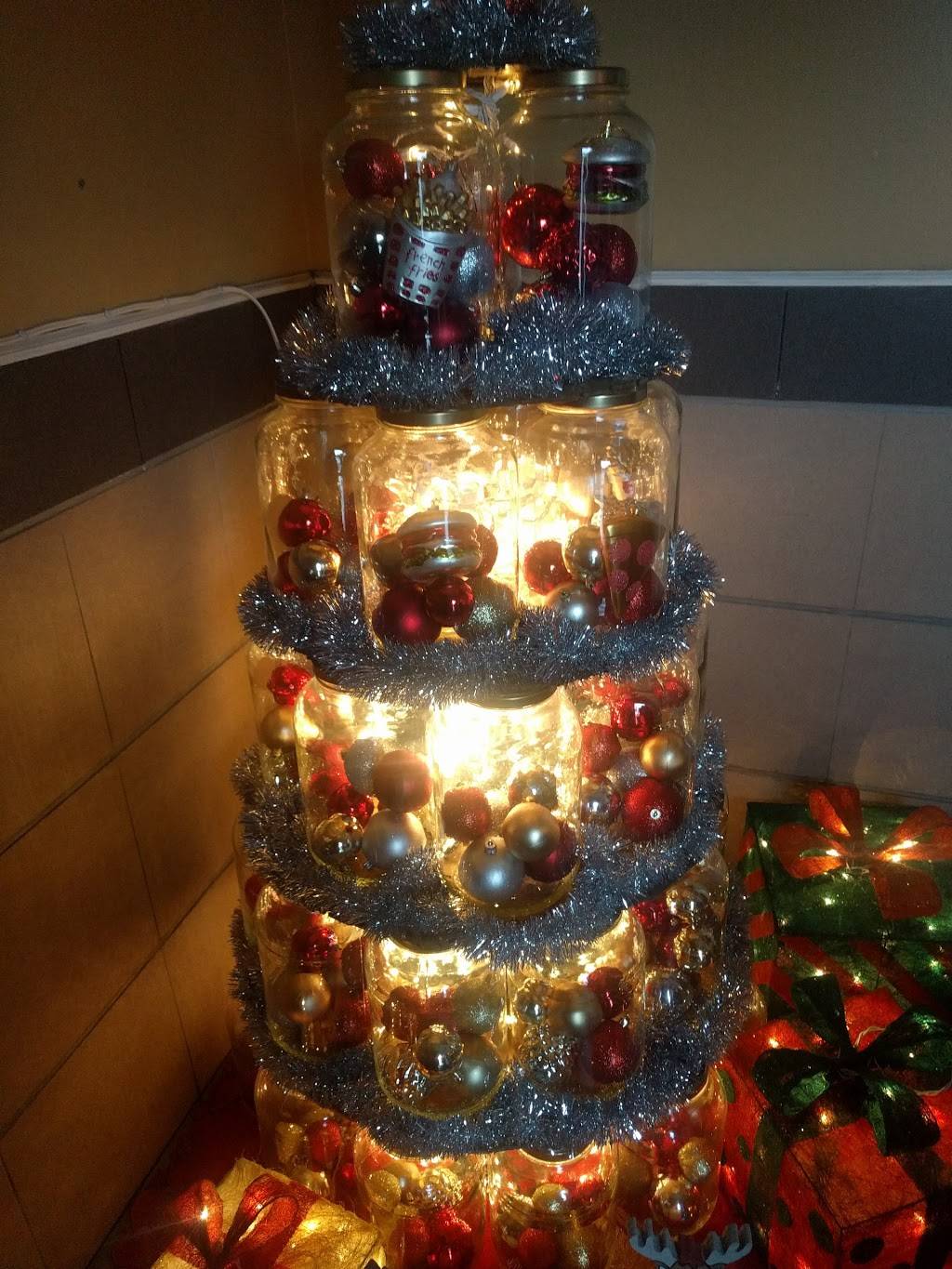 Two Cousins Pizza | meal delivery | 3099 Lincoln Hwy E, Paradise, PA 17562, USA | 7176878606 OR +1 717-687-8606