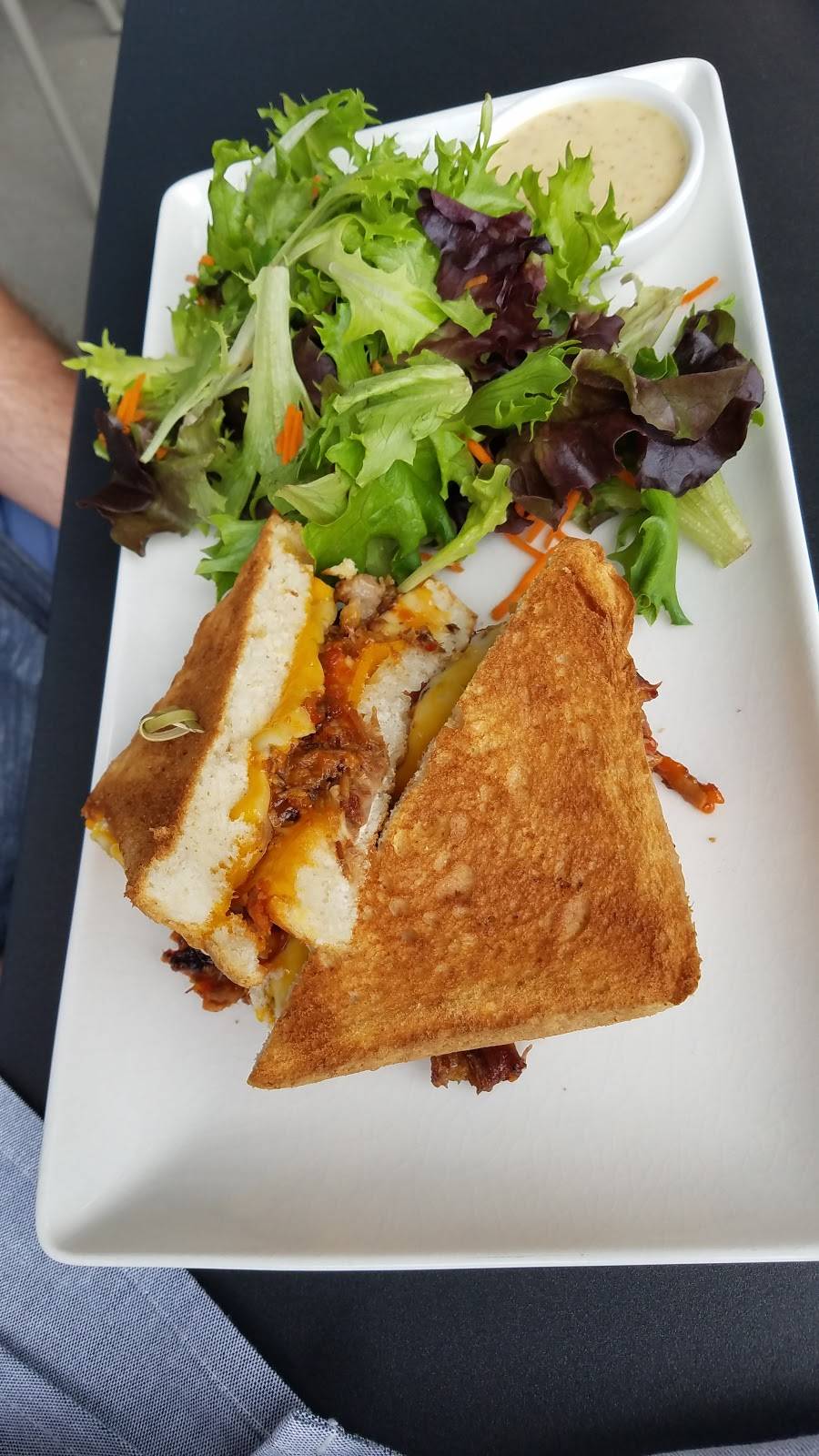 branch & bird | restaurant | 640 Taylor St 12th floor, Fort Worth, TX 76102, USA | 6827858888 OR +1 682-785-8888