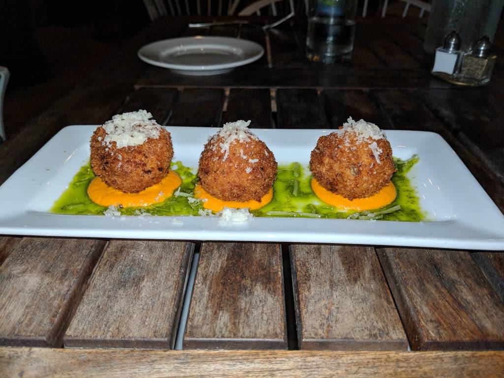 Gusto | restaurant | 4800 Burnet Rd, Austin, TX 78756, USA | 5124581100 OR +1 512-458-1100