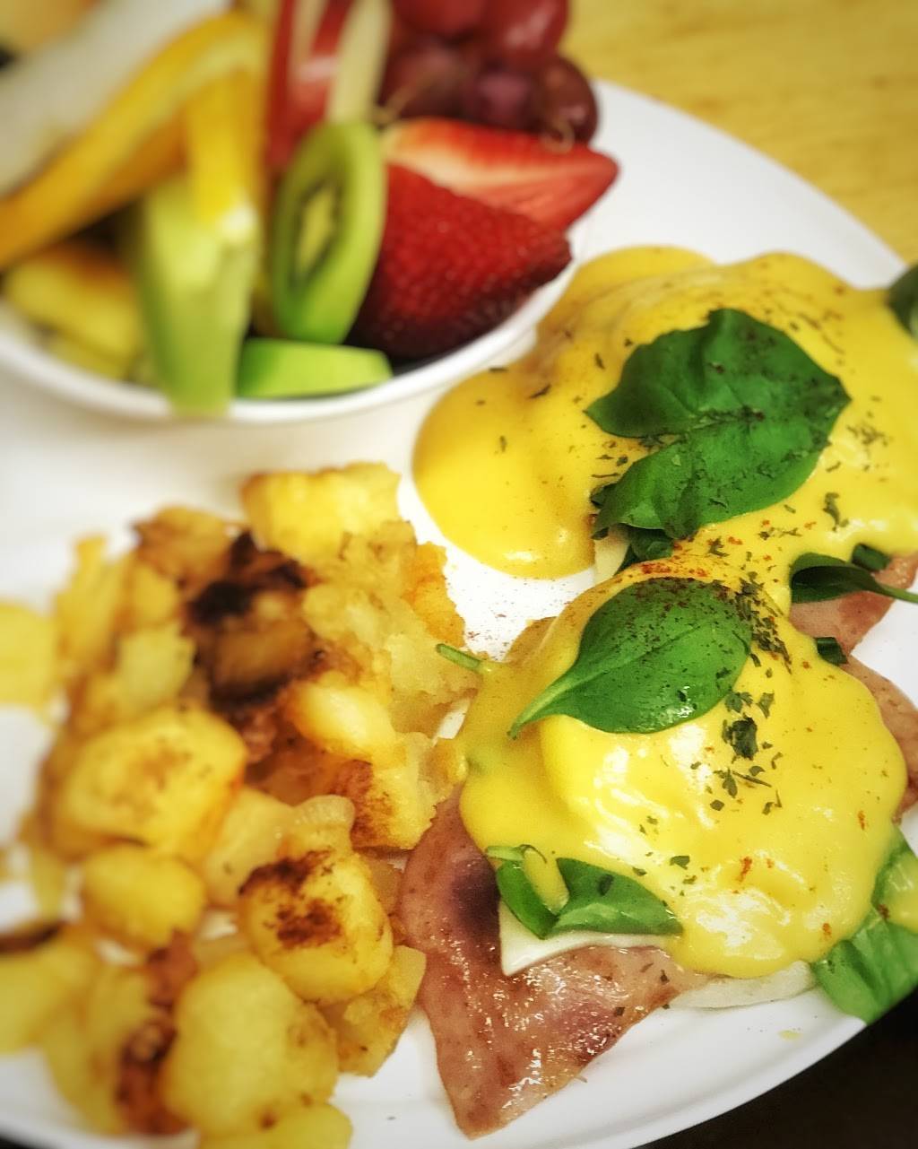 Au Grille-Pain | restaurant | 5526 Boulevard des Laurentides, Laval, QC H7K 2K2, Canada | 4506221400 OR +1 450-622-1400