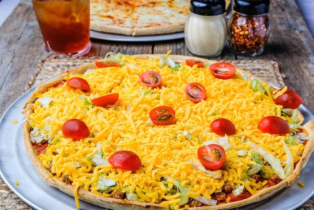 Pizza Parlour | restaurant | 2700 Alma Hwy, Van Buren, AR 72956, USA | 4794747066 OR +1 479-474-7066