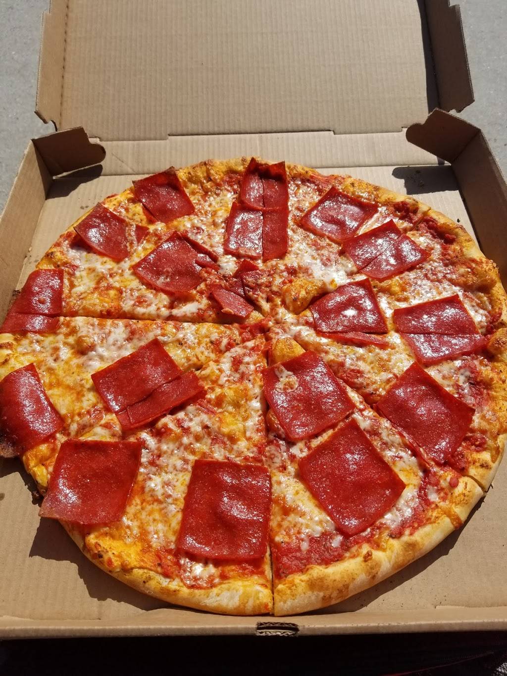 Woodys Brick Oven Pizza | restaurant | 11 Railroad Ave, York, ME 03909, USA | 2073630060 OR +1 207-363-0060