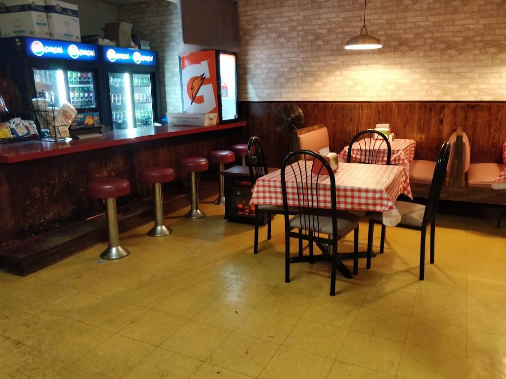 Spooners Restaurant & Pizza | meal takeaway | 1131, 1400 Whalley Ave, New Haven, CT 06515, USA | 2033899894 OR +1 203-389-9894