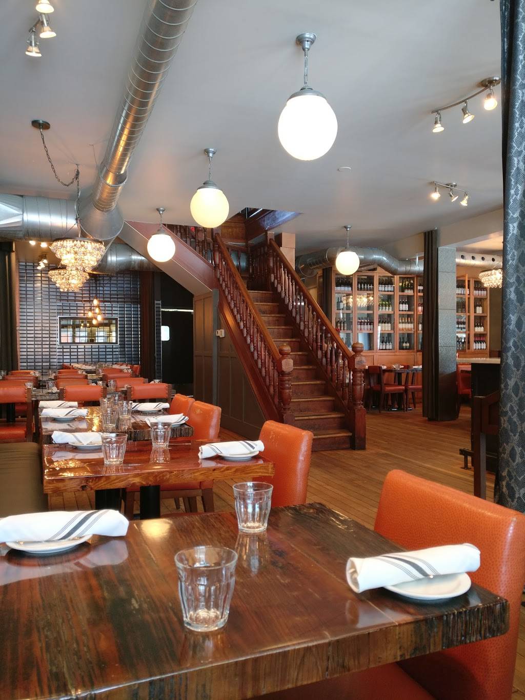 LOCALE King City Restaurant/Bar | restaurant | 12981 Keele St, King City, ON L7B 1G2, Canada | 9058332500 OR +1 905-833-2500