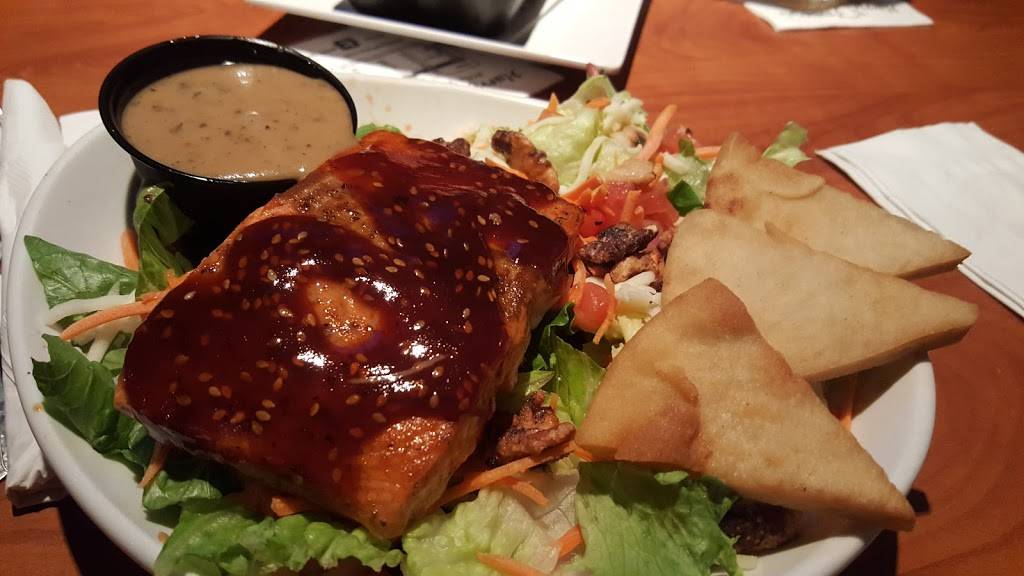 Harry Buffalo N Olmsted | restaurant | 4824 Great Northern Blvd, North Olmsted, OH 44070, USA | 4407344545 OR +1 440-734-4545