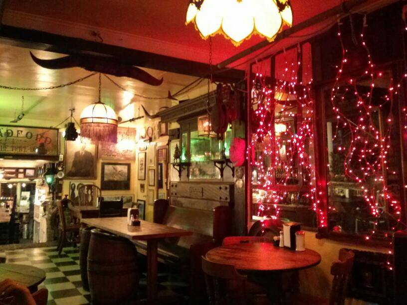 Patricks Roadhouse | cafe | 106 Entrada Dr, Santa Monica, CA 90402, USA | 3104594544 OR +1 310-459-4544