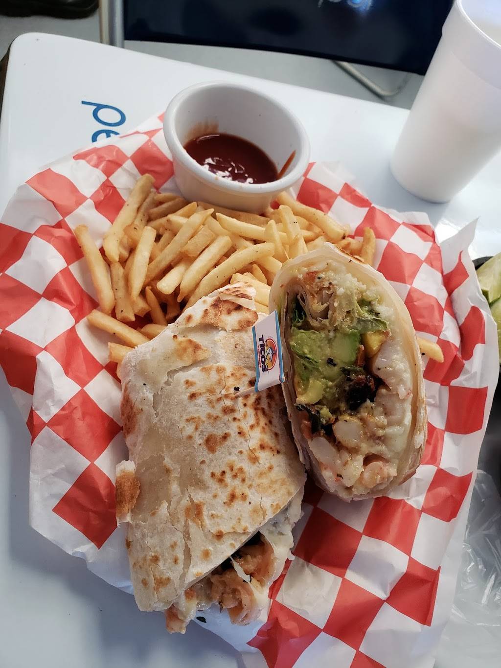 Mariscos Titos | restaurant | Calle Nectarina 25011, El Florido 1ra y 2da Secc, 22245 Tijuana, B.C., Mexico | 016644494933 OR +52 664 449 4933