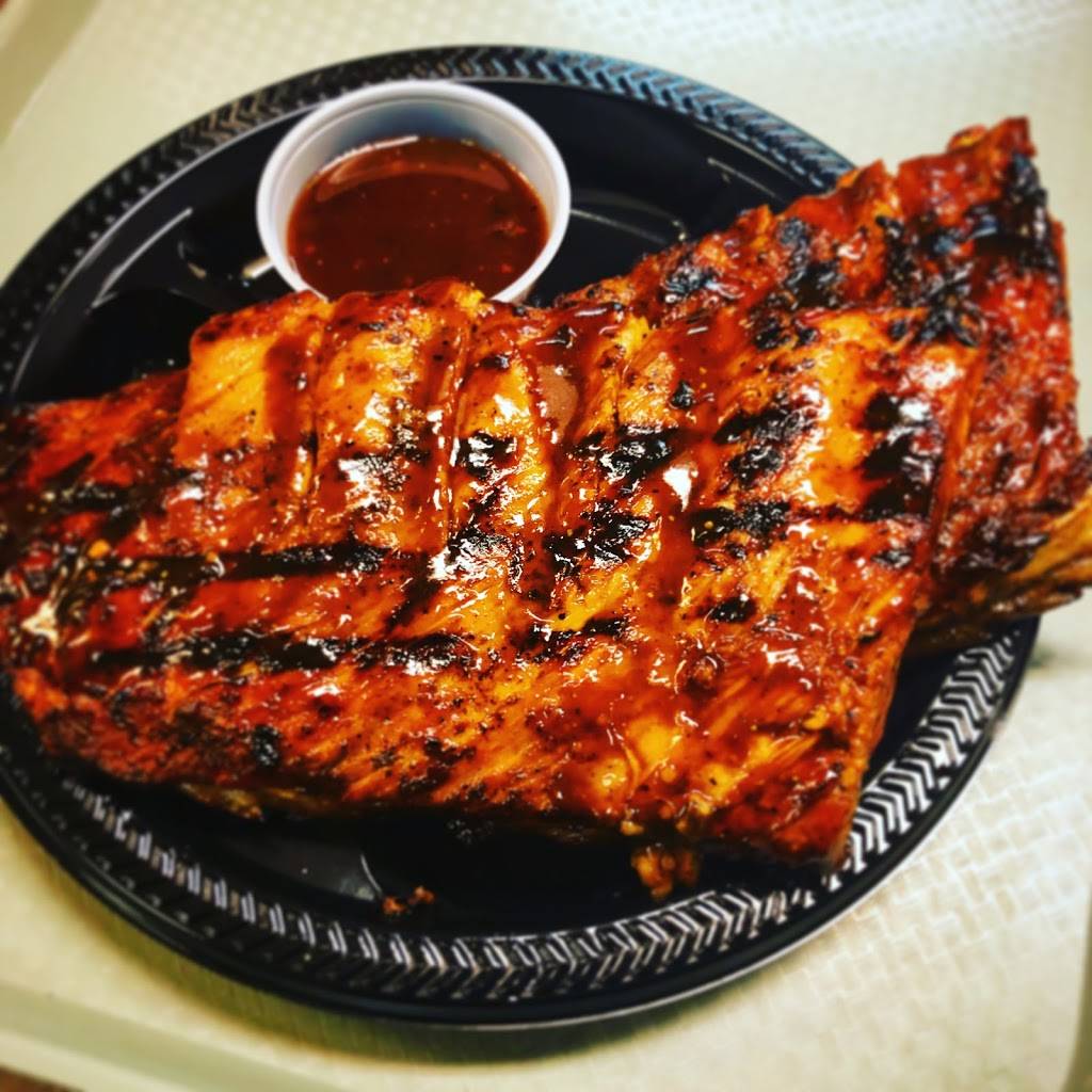 Joffs Backyard Grill | restaurant | 61 Mechanic St, Bellingham, MA 02019, USA | 5089662938 OR +1 508-966-2938