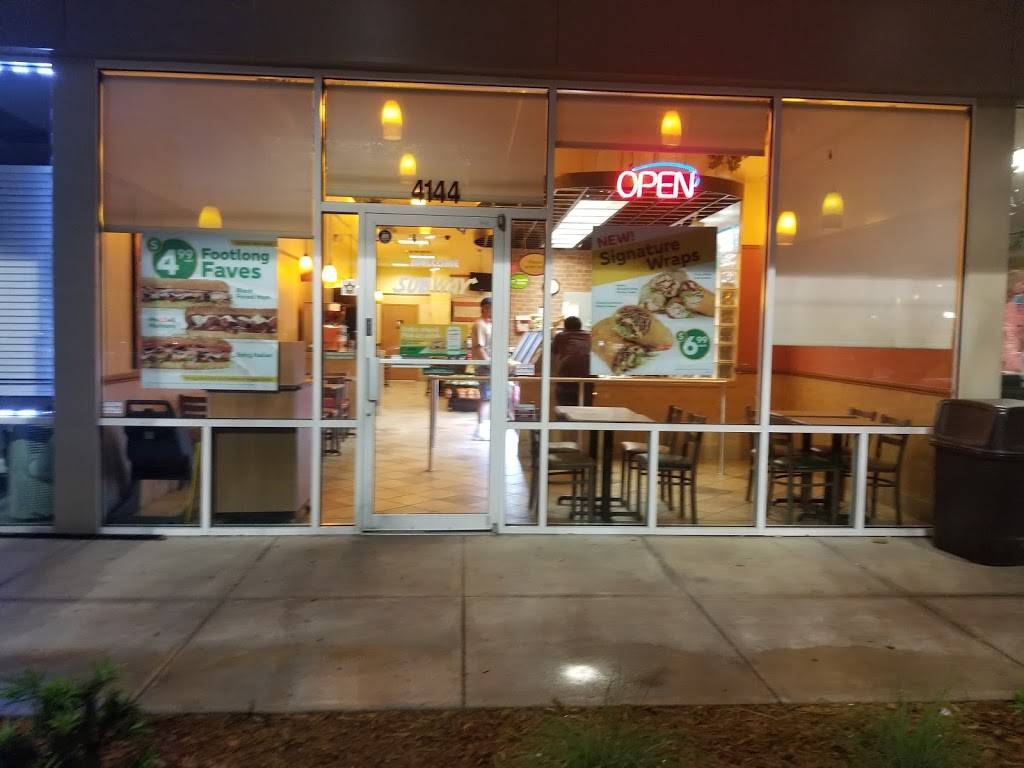 Subway Restaurants | restaurant | 4144 Mariner Blvd, Spring Hill, FL 34608, USA | 3526849565 OR +1 352-684-9565