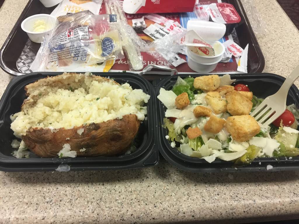 Wendys | restaurant | 8646 FM78, Converse, TX 78109, USA | 2106613558 OR +1 210-661-3558