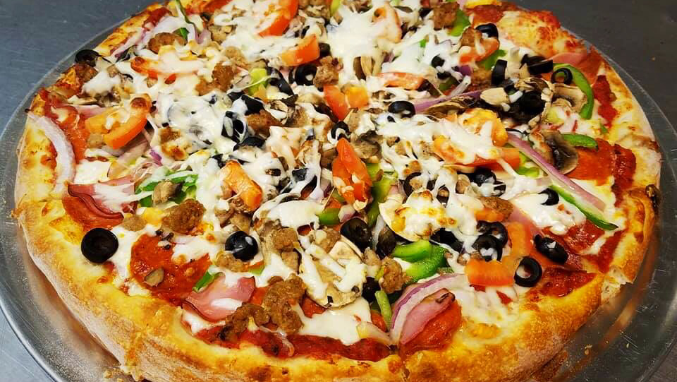 Flying Ace Pizza | restaurant | 9799 Magnolia Ave, Riverside, CA 92503, USA | 9517854041 OR +1 951-785-4041