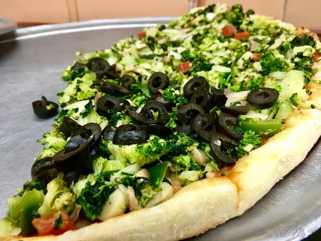 Broadway Pizza | restaurant | 534 86th St, Brooklyn, NY 11209, USA | 7183018745 OR +1 718-301-8745