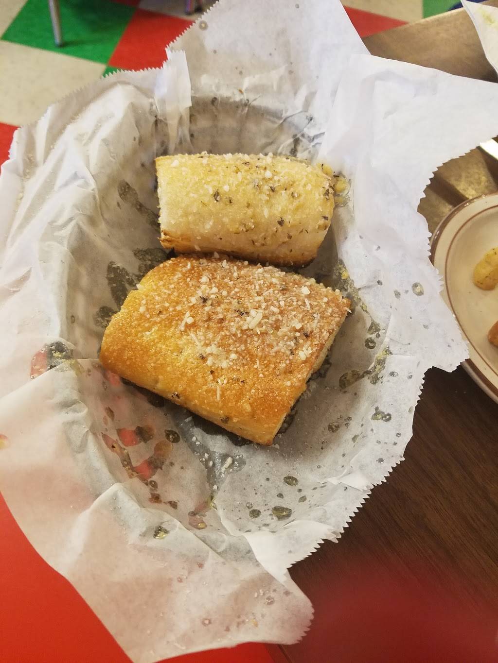 Angelinas Pizzeria | restaurant | 2687 S Woodland Blvd, DeLand, FL 32720, USA | 3867366999 OR +1 386-736-6999