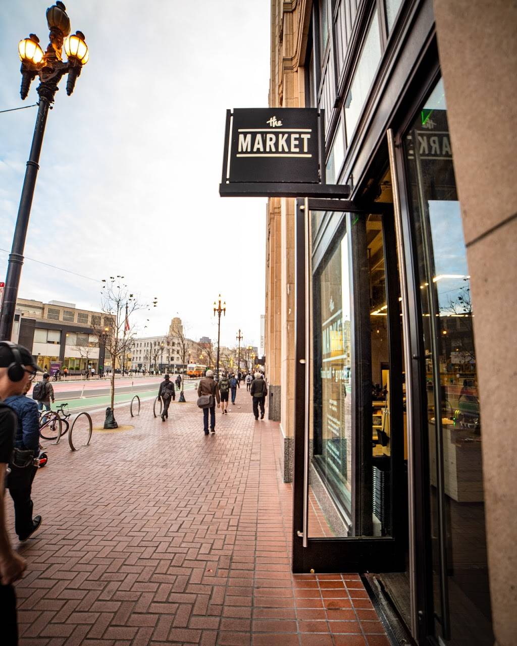 Tonys Slice House at The Market | restaurant | 1355 Market St Suite 100, San Francisco, CA 94103, USA | 4157675130 OR +1 415-767-5130