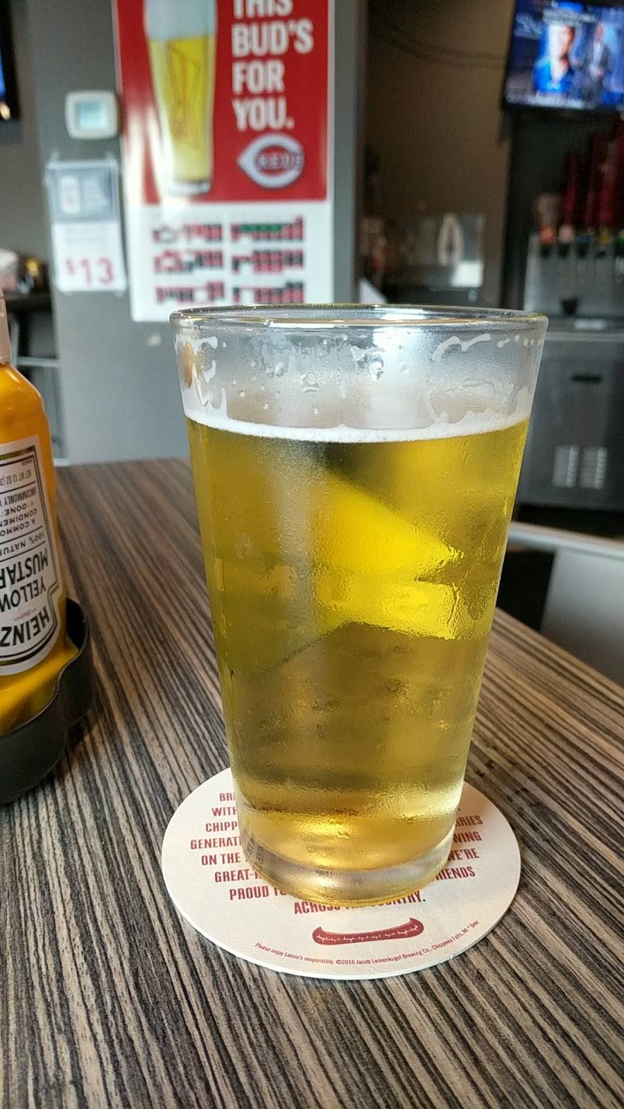 Brownies The Shed Bar and Grill | restaurant | 826 W Main St, New Albany, IN 47150, USA | 8129200030 OR +1 812-920-0030