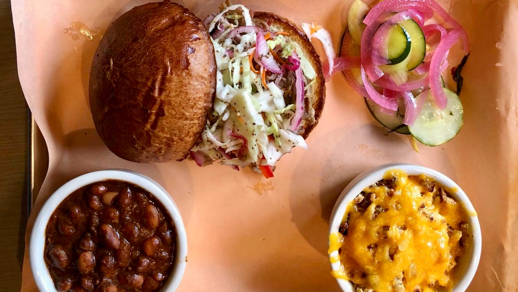 Baobab BBQ | restaurant | 2301 W Foster Ave, Chicago, IL 60625, USA | 8728888922 OR +1 872-888-8922