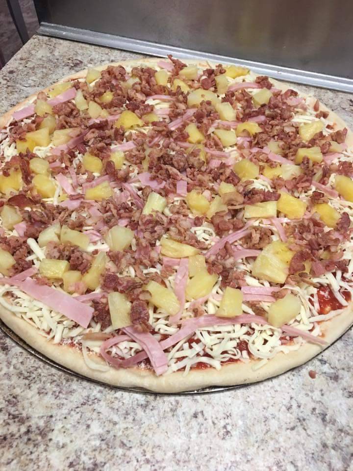 Bella Roma Pizza | restaurant | 117 Main St, North Adams, MA 01247, USA | 4136636666 OR +1 413-663-6666