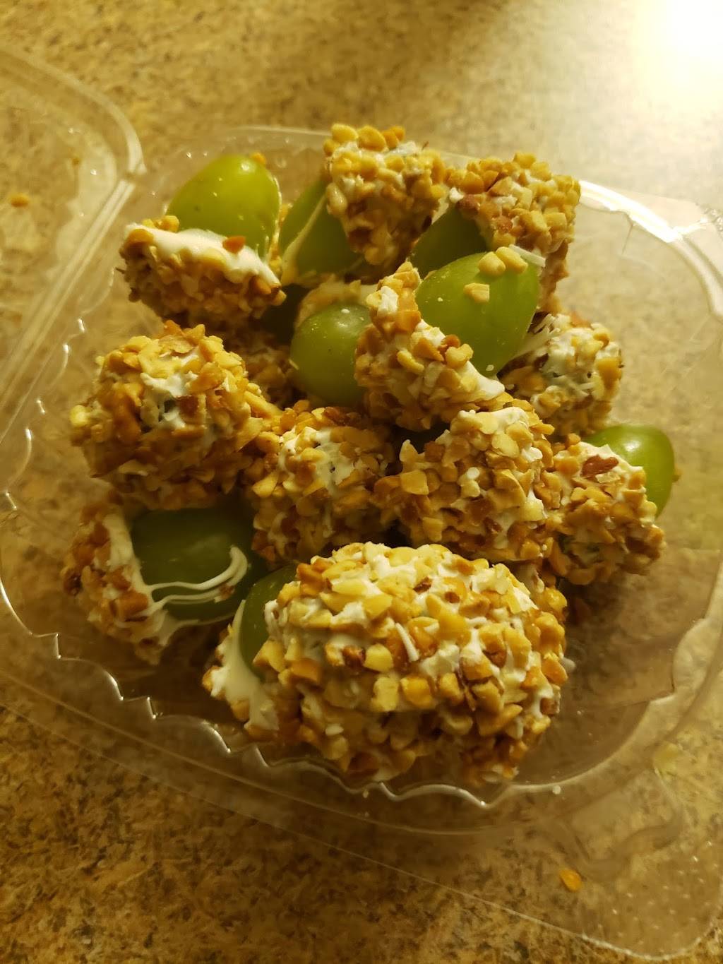 ZaZa Steak & Lemonade | restaurant | 2320, 4919 W Capitol Dr, Milwaukee, WI 53216, USA | 4144459292 OR +1 414-445-9292