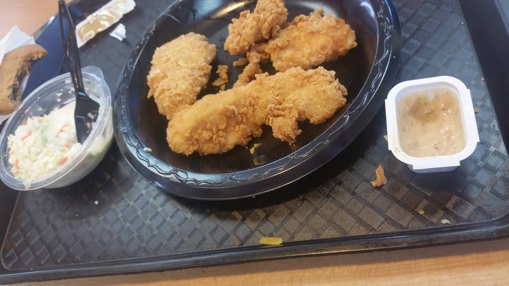 KFC | restaurant | 2040 E Whitmore Ave, Ceres, CA 95307, USA | 2095387626 OR +1 209-538-7626