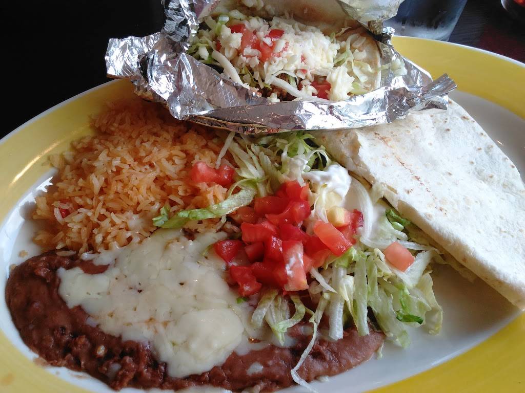 El Loro Mexican Grill | restaurant | 9332 Ensign Ave S, Bloomington, MN 55438, USA | 9524529975 OR +1 952-452-9975