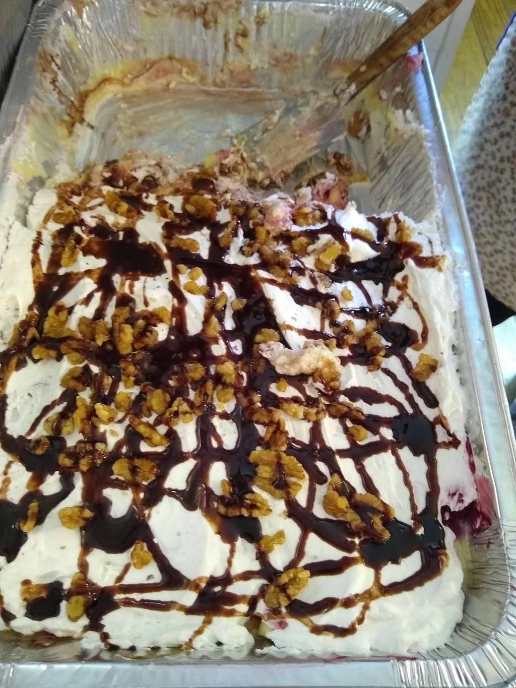 SAMS Corner Restaurant | restaurant | TN-56 &, Phipps St, Coalmont, TN 37313, USA | 9315927267 OR +1 931-592-7267