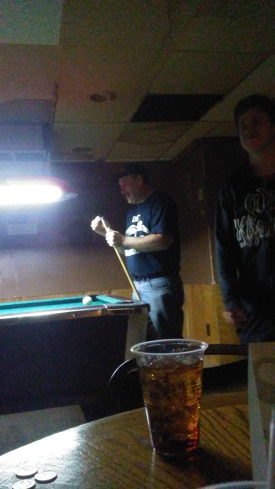 Thoroughbreds Bar and Grill | restaurant | 10104 Jonestown Rd, Grantville, PA 17028, USA | 7174697441 OR +1 717-469-7441