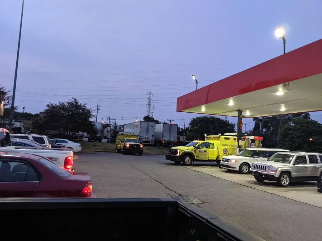 Pilot Travel Center | restaurant | 6418 Centennial Blvd, Nashville, TN 37209, USA | 6153507225 OR +1 615-350-7225