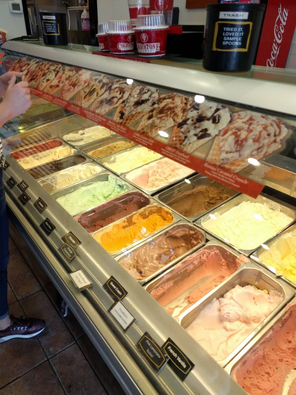 Cold Stone Creamery | bakery | 14126 Rivergate Pkwy Ste 100, Charlotte, NC 28273, USA | 7045833828 OR +1 704-583-3828