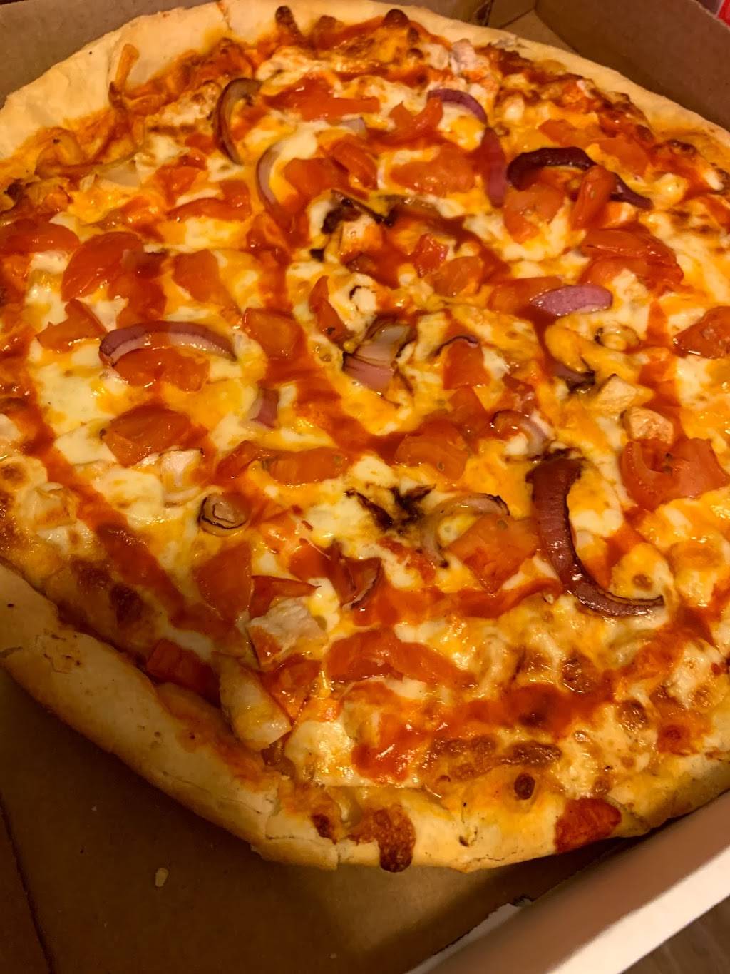 Wig & Pen East | restaurant | 363 N 1st Ave, Iowa City, IA 52245, USA | 3193512327 OR +1 319-351-2327