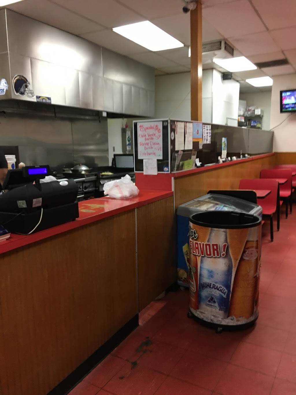 Estradas Mexican Food | restaurant | 8528 N Magnolia Ave #107, Santee, CA 92071, USA | 6195625490 OR +1 619-562-5490