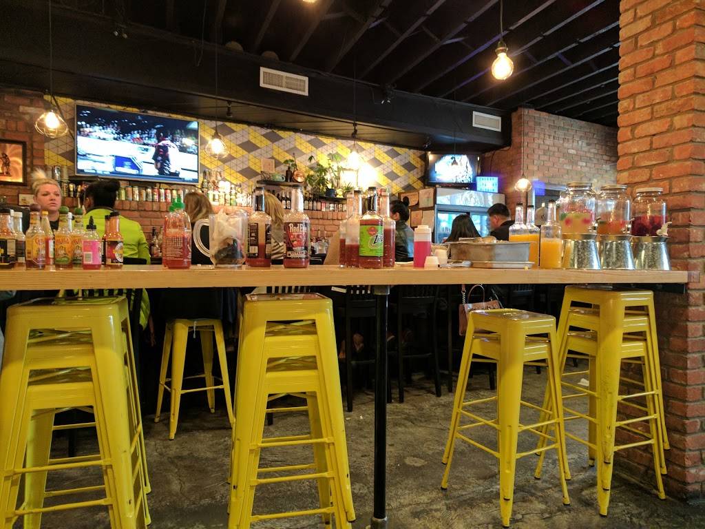 Bobcat Bonnies | restaurant | 1800 Michigan Ave, Detroit, MI 48216, USA | 3139621383 OR +1 313-962-1383