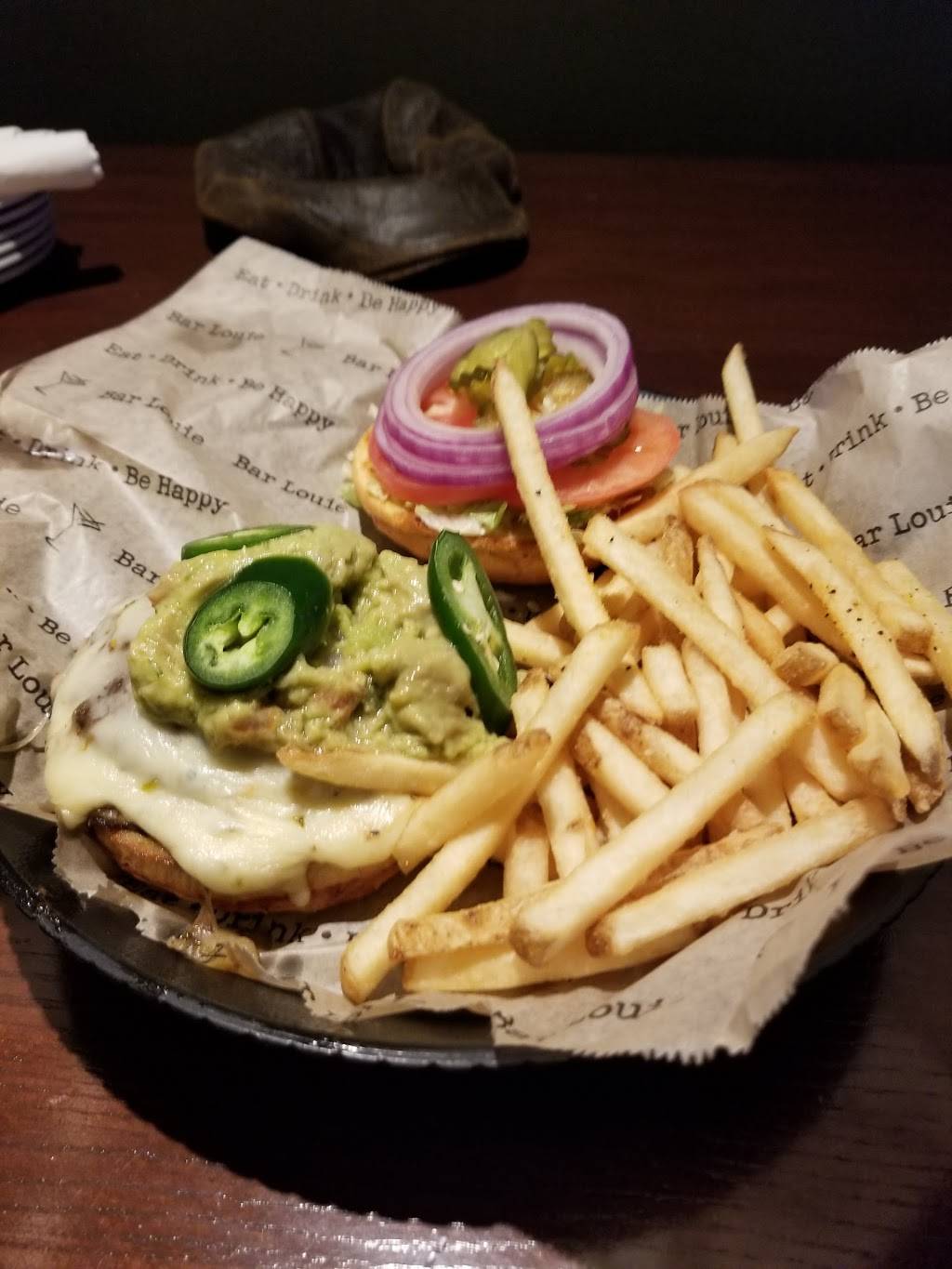 Bar Louie | night club | 935 Jefferson Rd, Rochester, NY 14623, USA | 5854173610 OR +1 585-417-3610