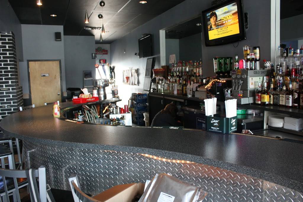 Pit Stop Cafe | restaurant | 338 Bridgeport Ave, Milford, CT 06460, USA | 2038747867 OR +1 203-874-7867