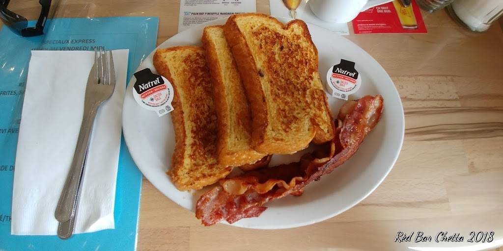 Chez Martin | restaurant | 115 Rue Saint Joseph, Gracefield, QC J0X 1W0, Canada | 8194634444 OR +1 819-463-4444